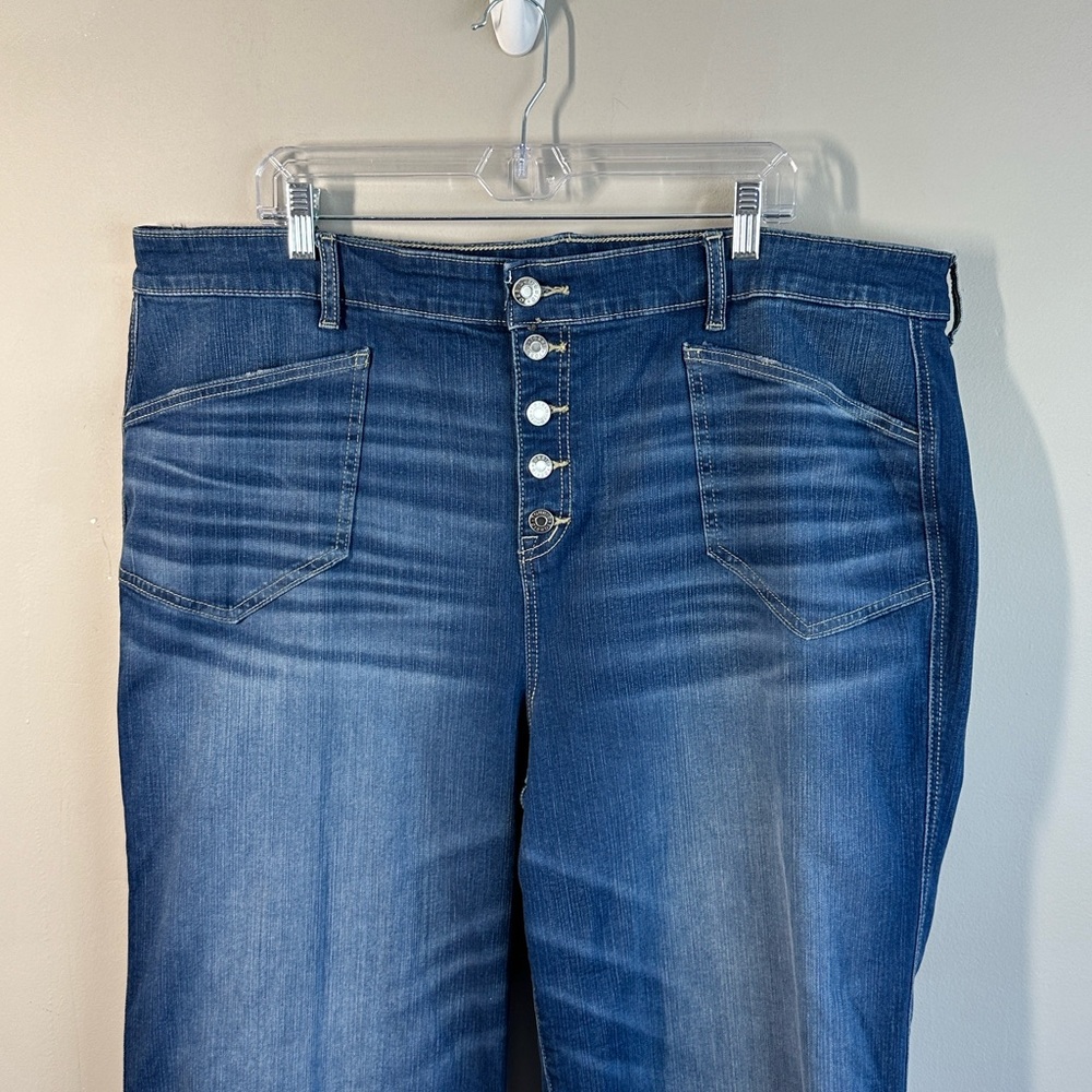 Torrid High Rise Wide Leg Vintage Stretch Jeans Size 22 - Picture 3 of 13